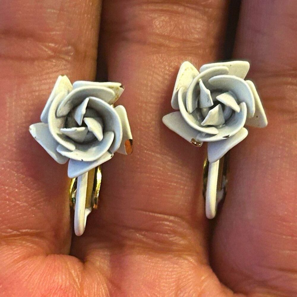 Vendome White Rose Flower Enamel Screw Back Earrings